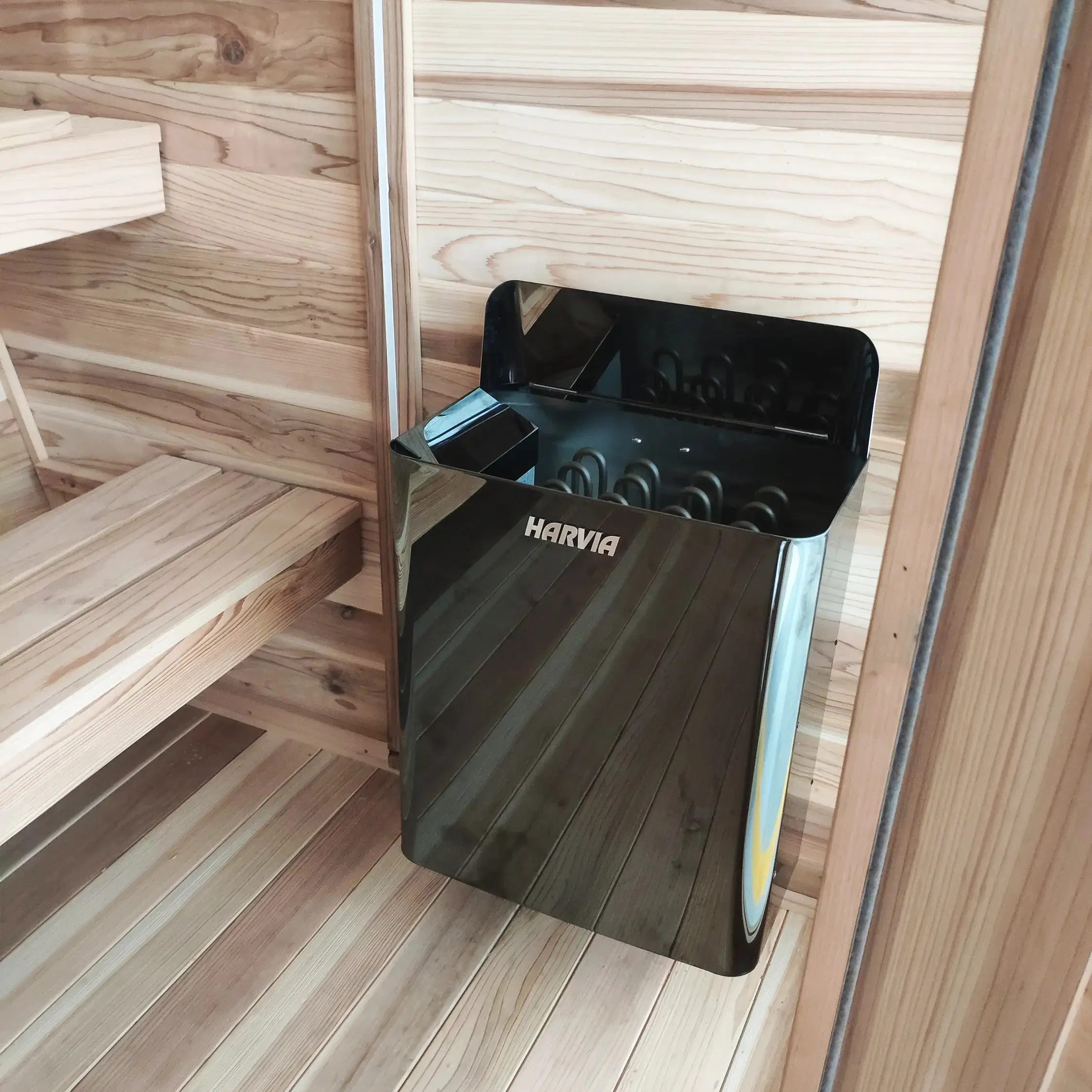 Revel Solaris (Gen 1) - 4 Person Traditional Outdoor Cabin Sauna - Image 11